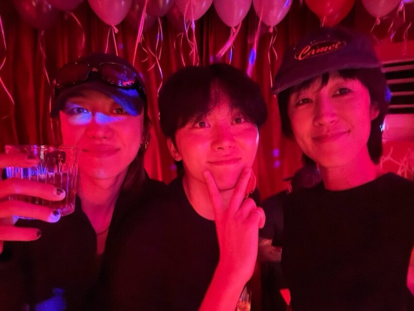 Các thành viên SEVENTEEN dự sinh nhật G-Dragon