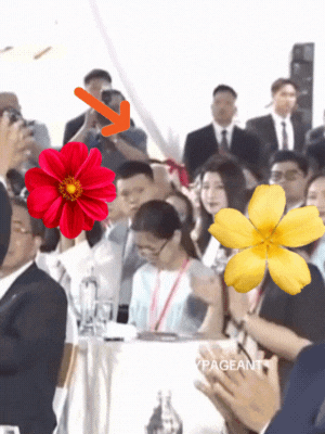 Phương Nhi lia cam chuẩn