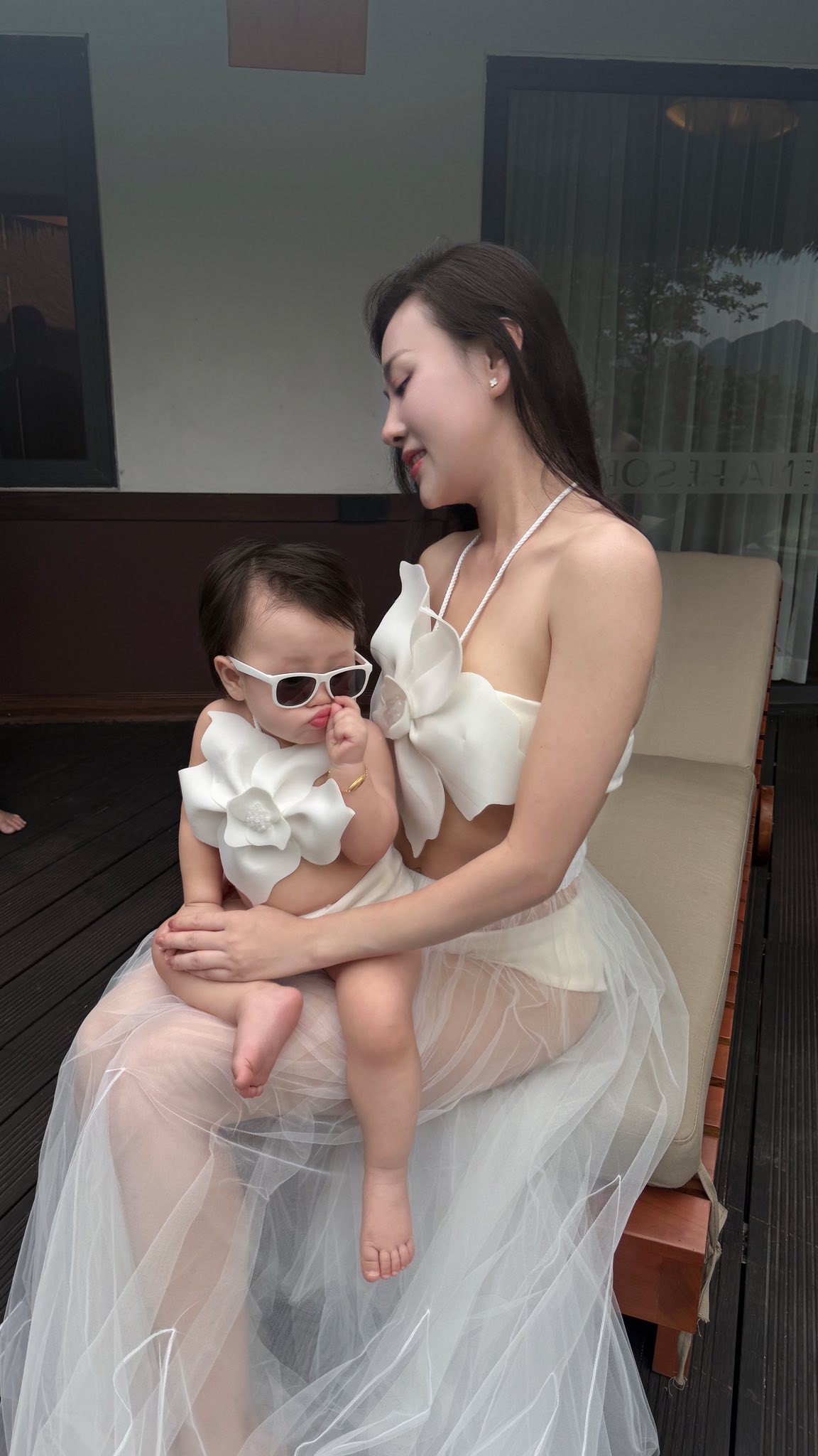 Góc nhìn gần về vẻ đẹp nữ diễn viên
