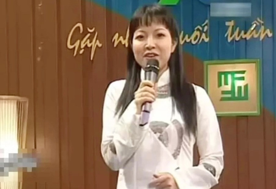 MC Thảo Vân dẫn chương trình