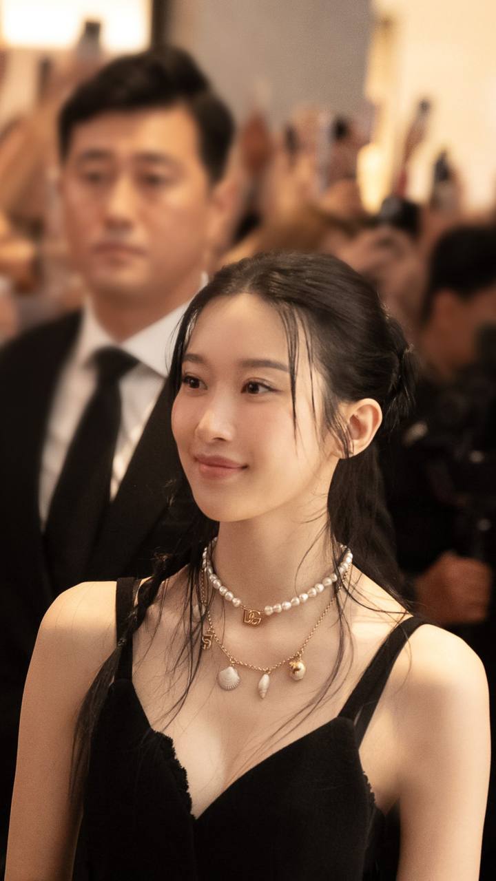 Moon Ga Young với vẻ đẹp hoàn hảo