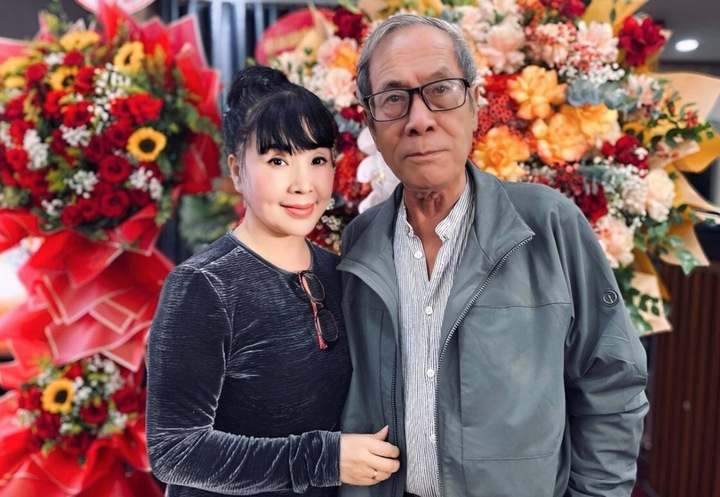 NSND Lan Hương và chồng NSƯT Tất Bình