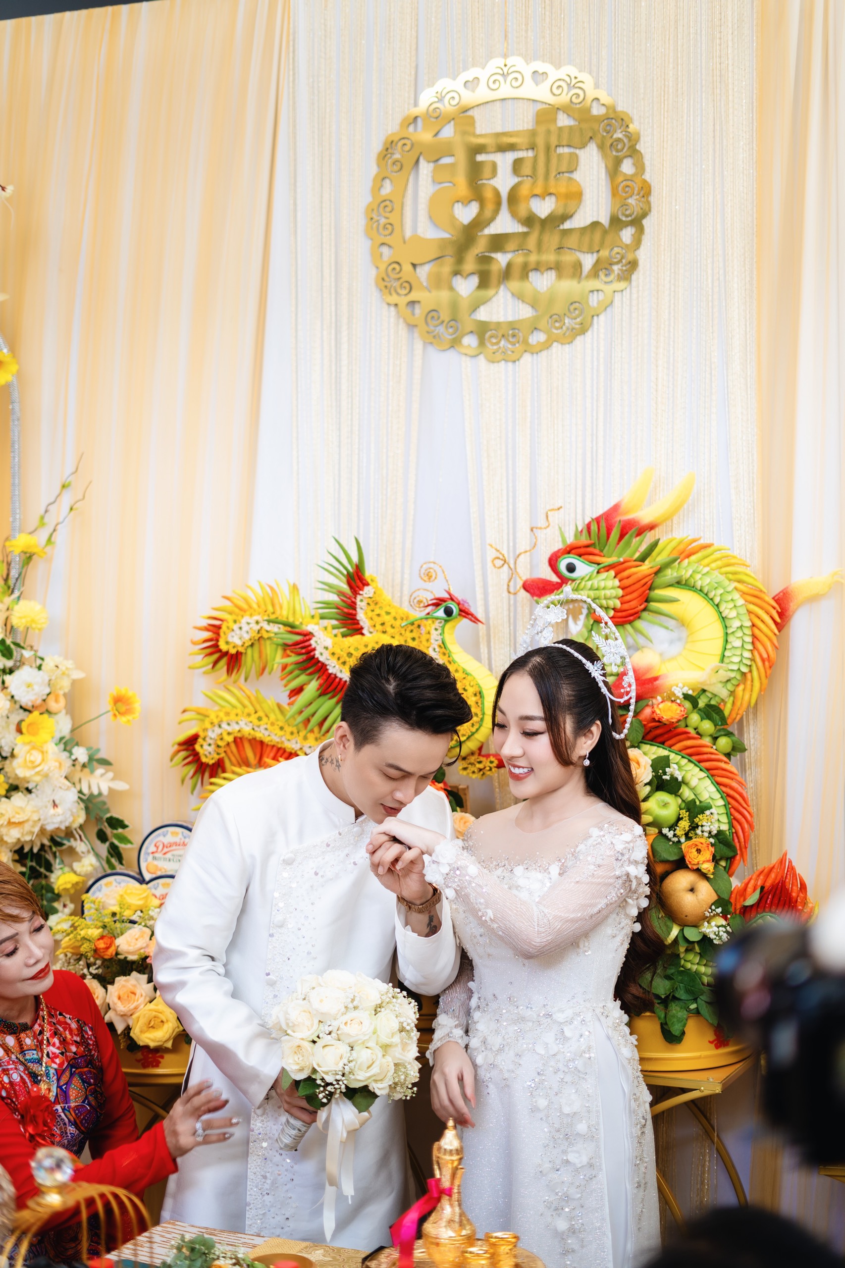 Số lượng siêu xe và quà cưới hoành tráng tại đám cưới