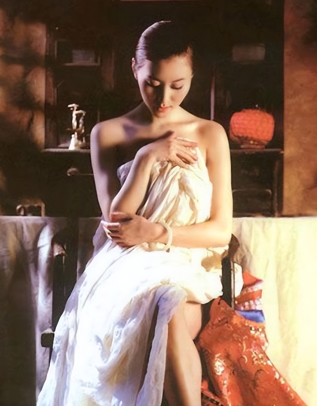 Sao nữ chụp ảnh nude để nổi tiếng bị bố từ mặt, chồng đòi ly hôn- Ảnh 2.