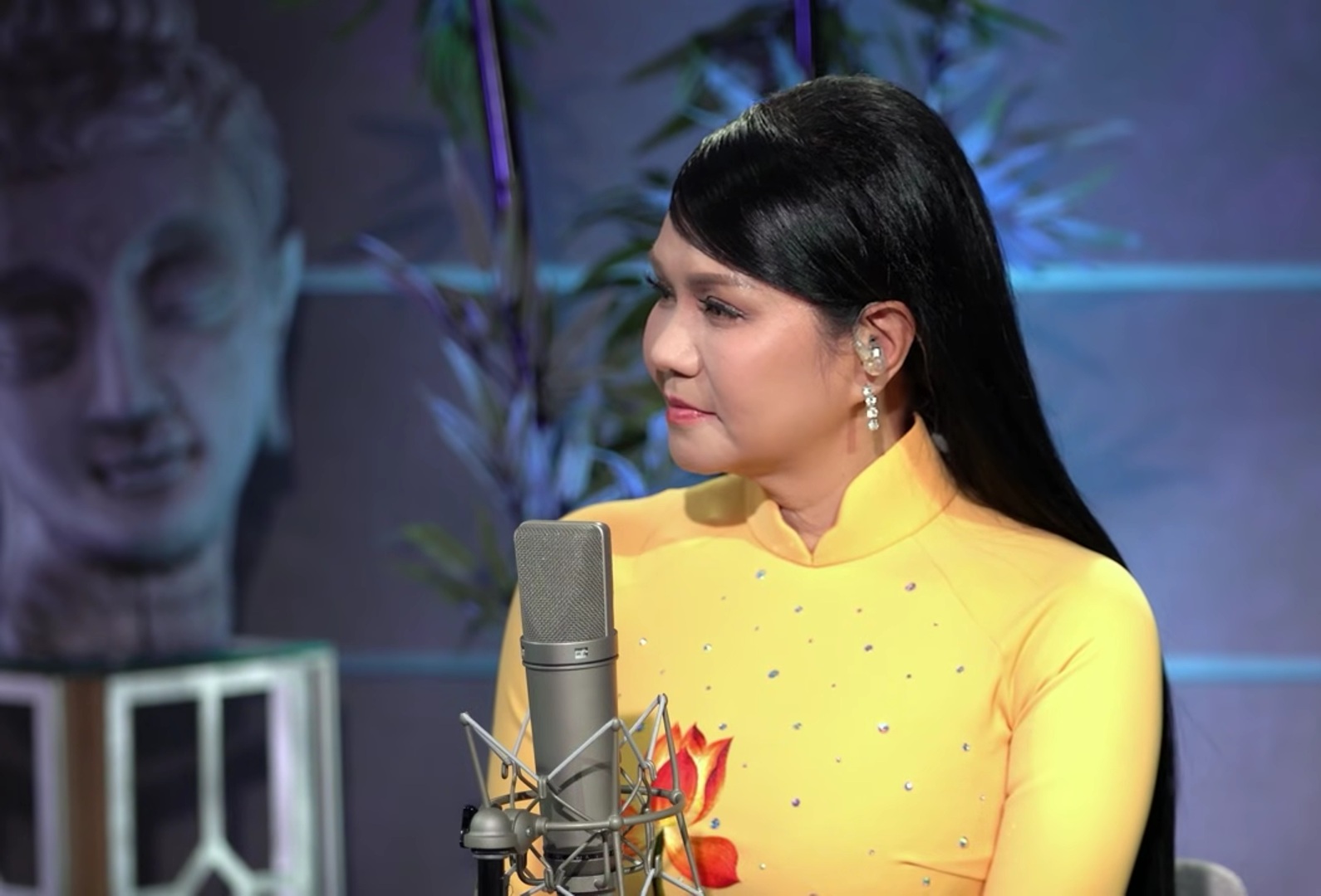 Nghệ sĩ Ngọc Huyền