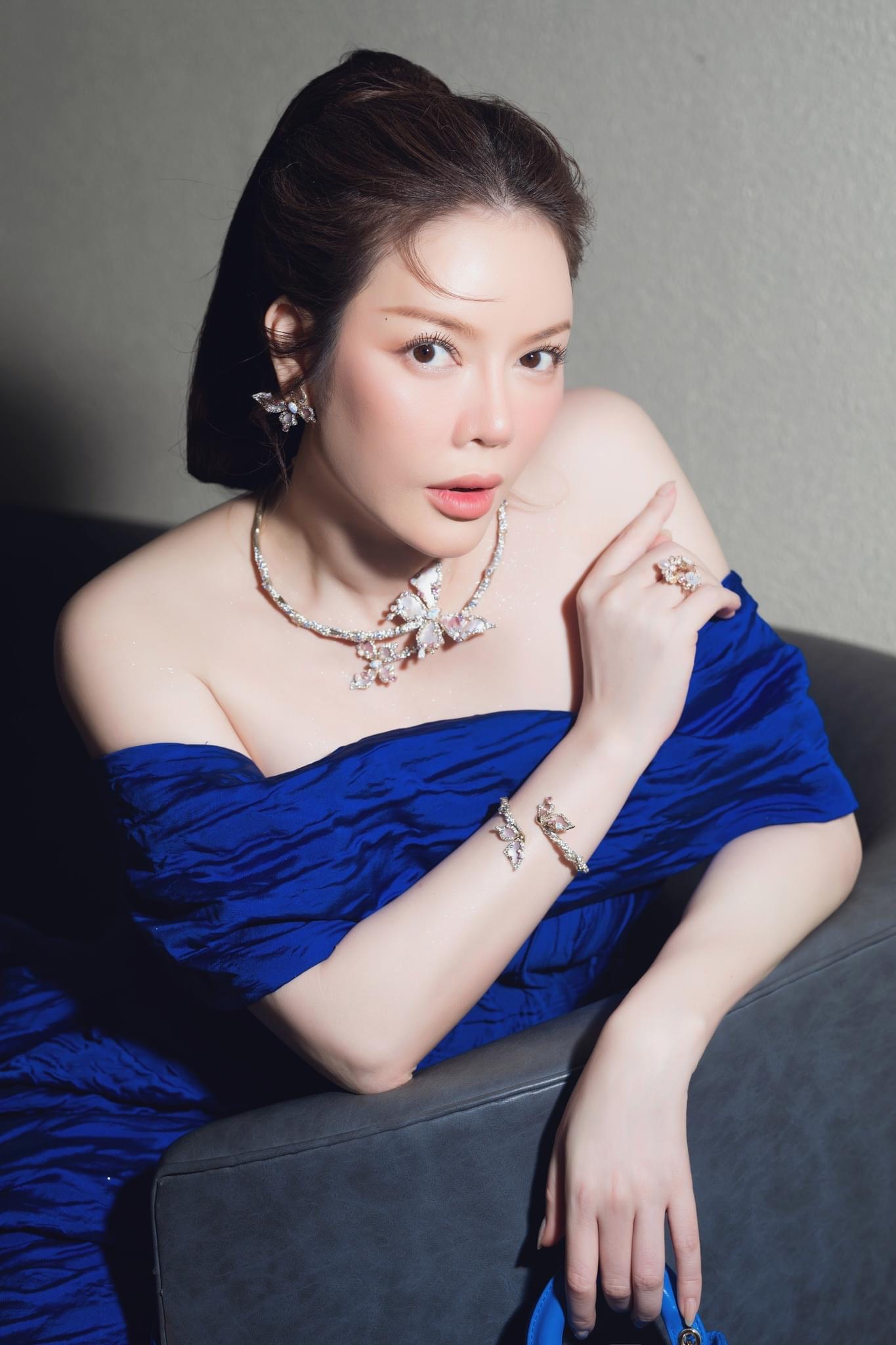 Chị đại kim cương Vbiz