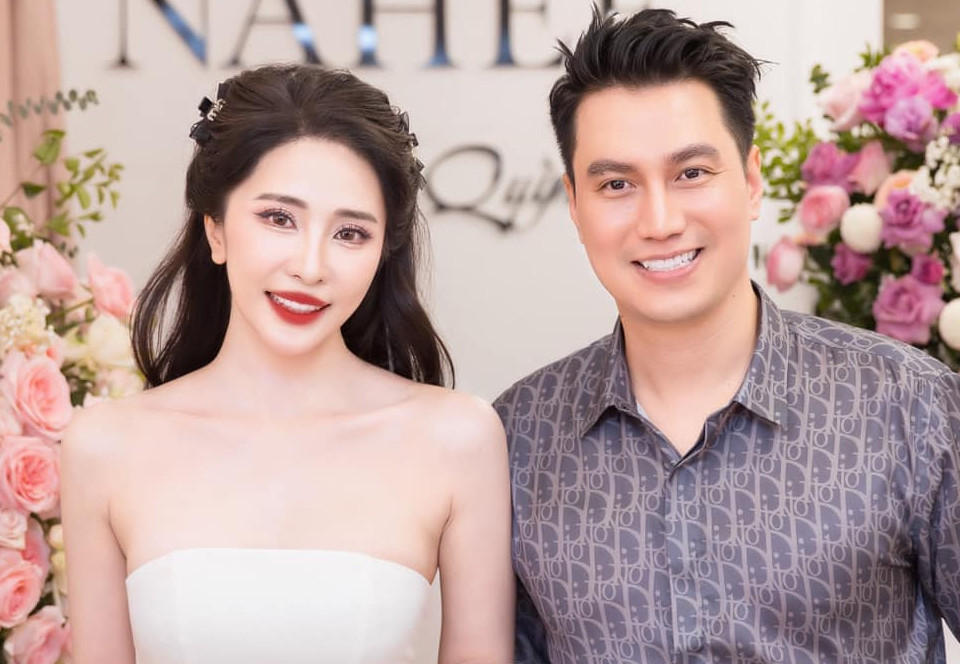 Quỳnh Nga và Việt Anh thân thiết bên nhau