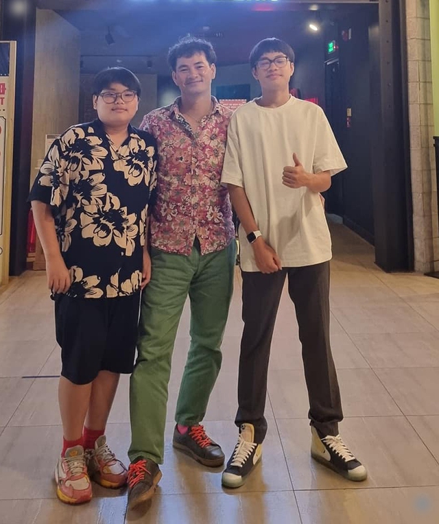 Đàm Vĩnh Hưng vội vàng sửa và xoá bình luận sau khi Cục trưởng Xuân Bắc nhắc nhở- Ảnh 5. Nghệ sĩ Xuân Bắc thường xuyên chia sẻ hình ảnh hai con trên mạng xã hội