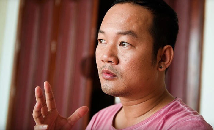 Long đẹp trai trong giai đoạn khó khăn với nghề