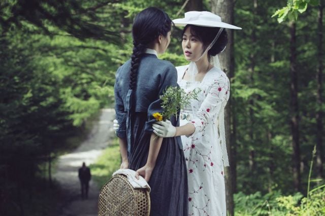 Hai nhân vật chính trong The Handmaiden