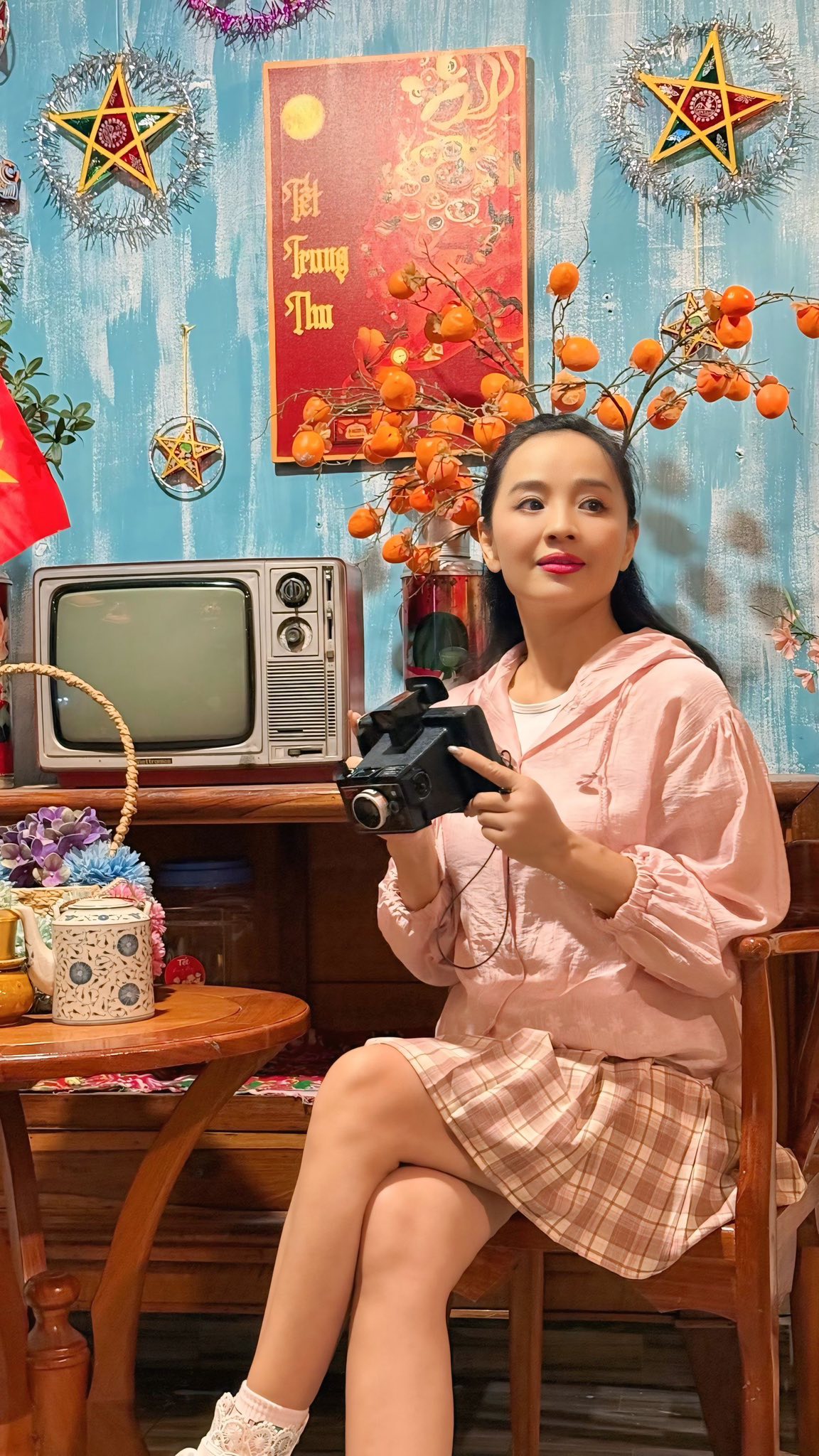 Hoài An ở tuổi 51 với nhan sắc rạng rỡ