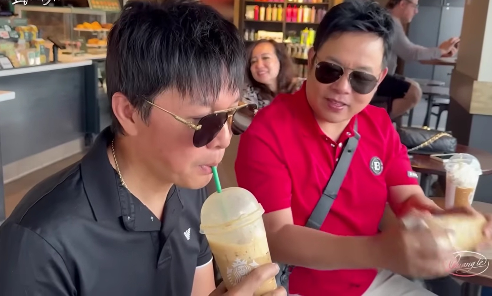 Quang Lê và Nguyên Lê chụp cùng nhau