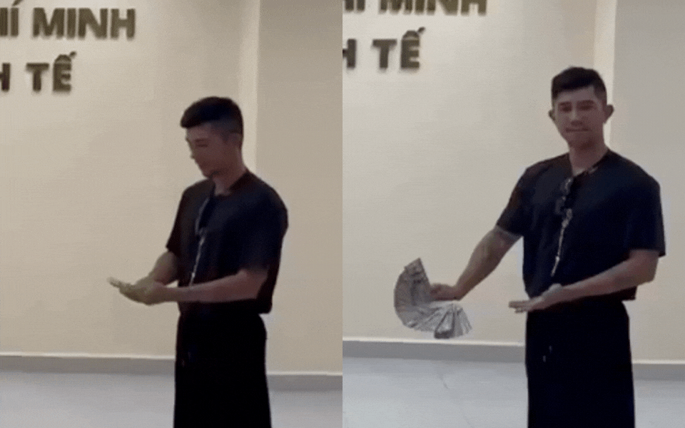 Lương Bằng Quang bình thản khi chụp ảnh với vật chứng
