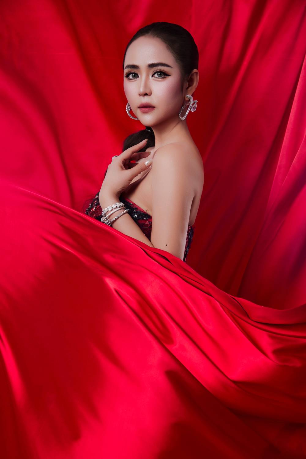 Chân dung Thanh Hương Bùi