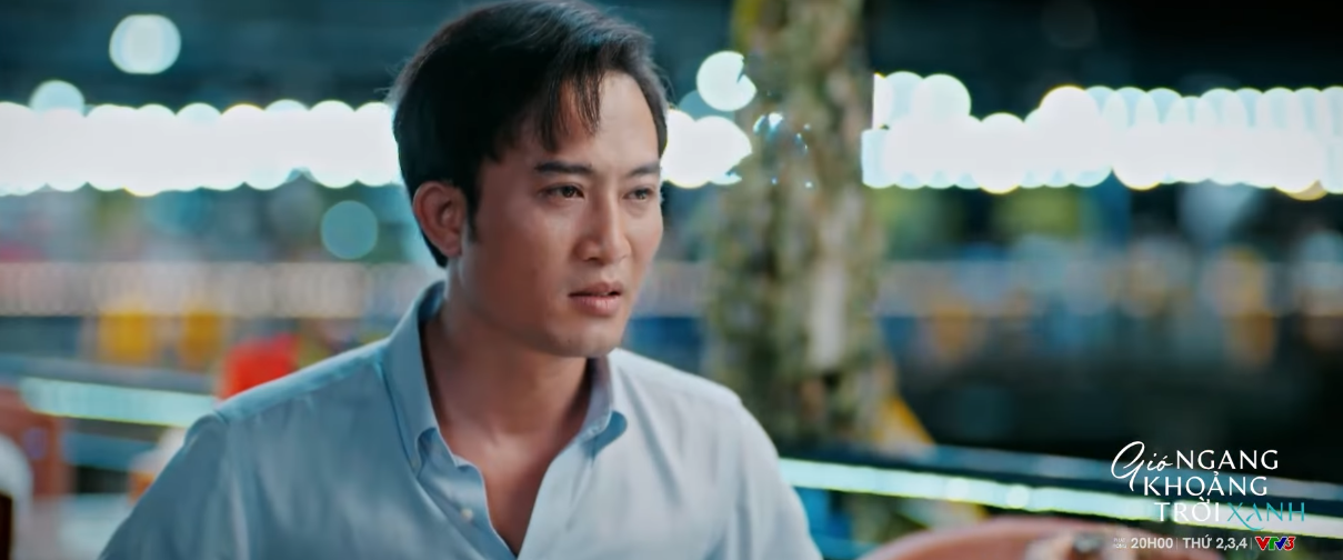 Lan Phương thân thiết với Đăng trong phân cảnh đầu tiên