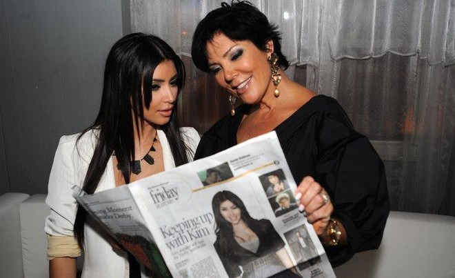 Kris Jenner quản lý con gái và gia đình