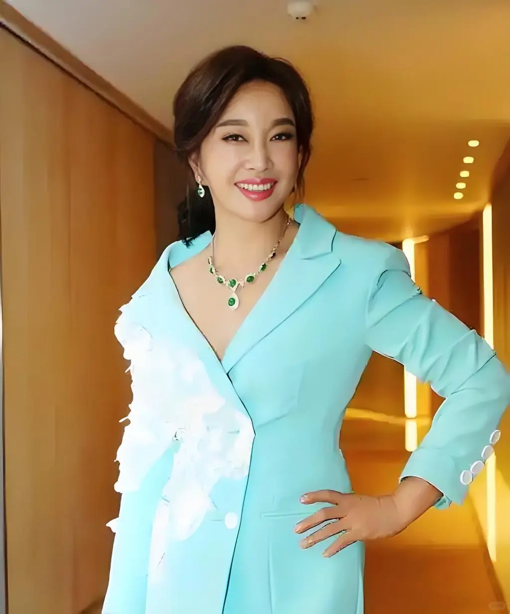 Các món đồ phỉ thúy độc bản của Lưu Hiểu Khánh