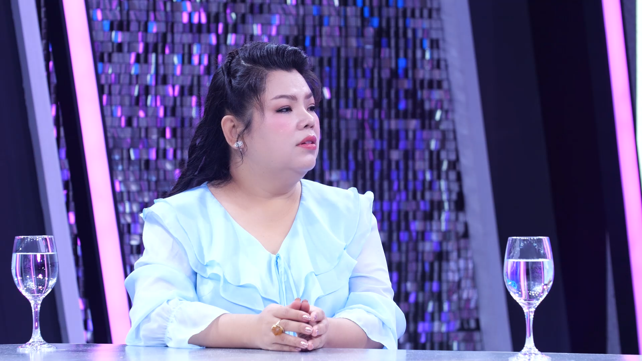 Người phụ nữ chia sẻ câu chuyện cho vay tiền