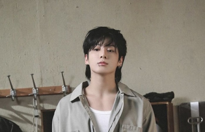 Jungkook bị fan cuồng cố đột nhập vào nhà