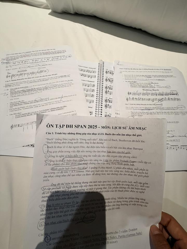 Nguyễn Văn Chung chăm chỉ ôn luyện cho kỳ thi