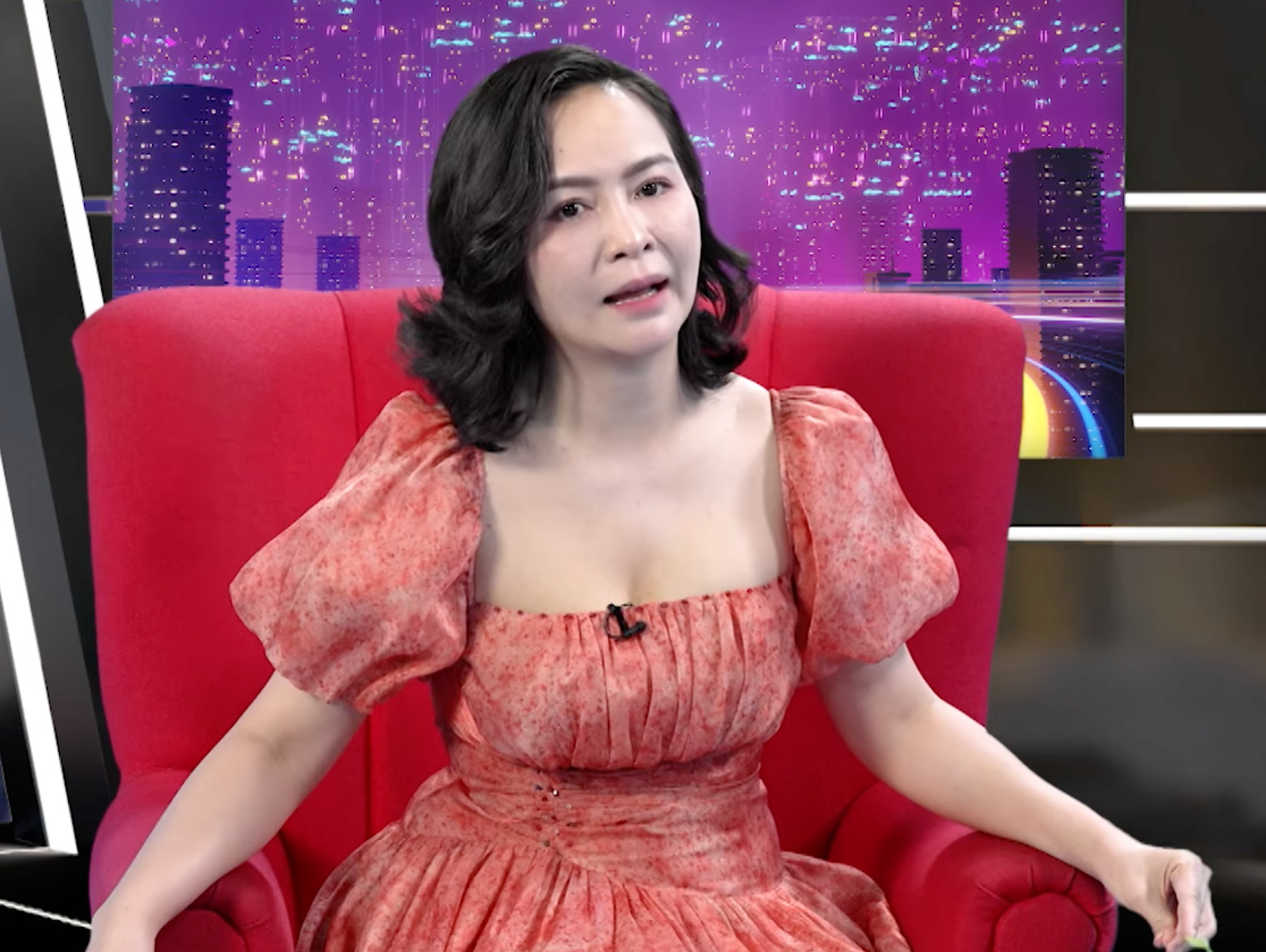 Ca sĩ Mỹ Ngọc tại chương trình