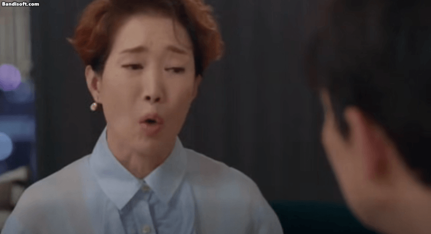 Lee Jung Jae với biểu cảm sến súa trong phim