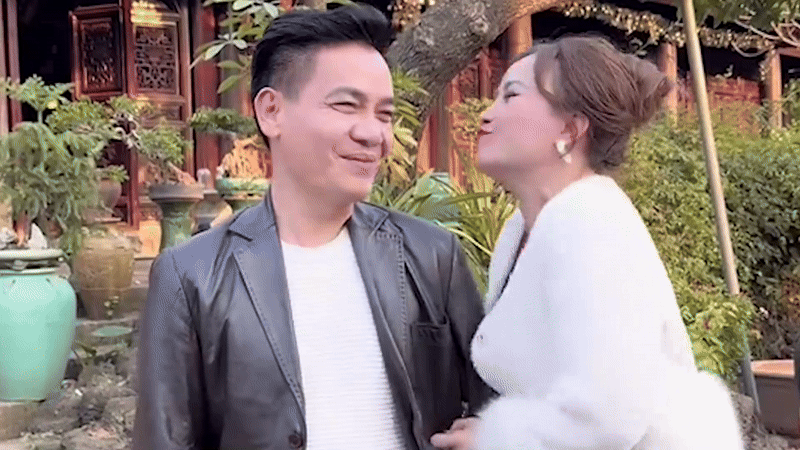 Cô hiện đang hạnh phúc bên bạn trai mới, thời gian qua nữ diễn viên liên tục úp mở chuyện kết hôn