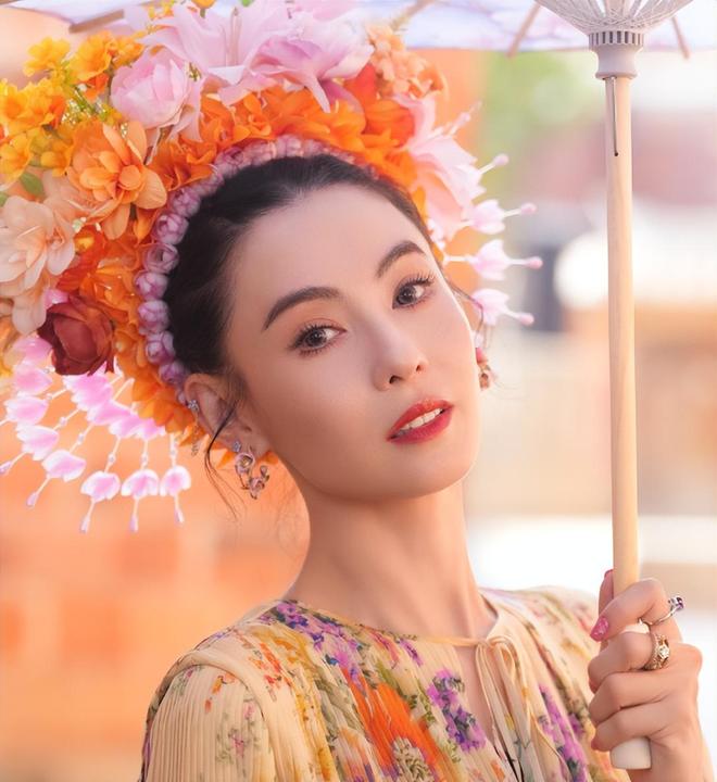 Trương Bá Chi trong show Nhất Lộ Phồn Hoa 2