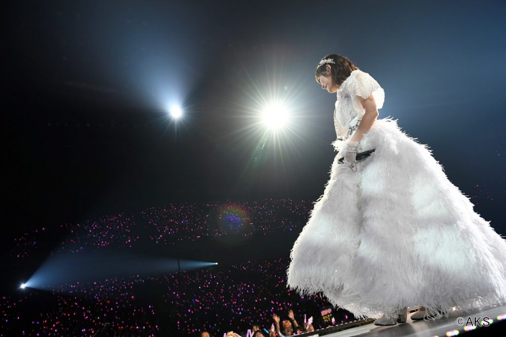 Đêm concert chia tay Mayu đông đảo fan tham dự