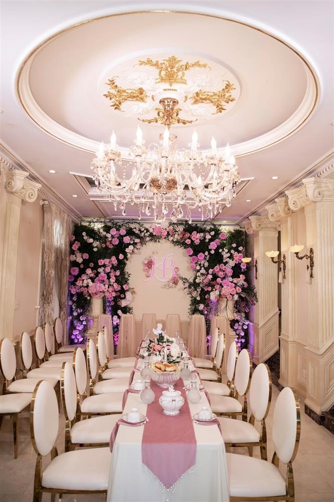 Trang trí nội thất biệt thự cho ngày cưới của Minh Hằng