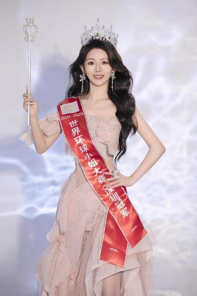 Hoa hậu Gen Z phờ phạc, cúi đầu thừa nhận 2 tội danh trước tòa