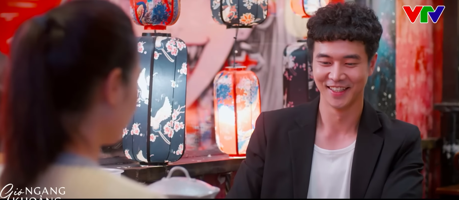 Dũng và Ngân trong quán trà