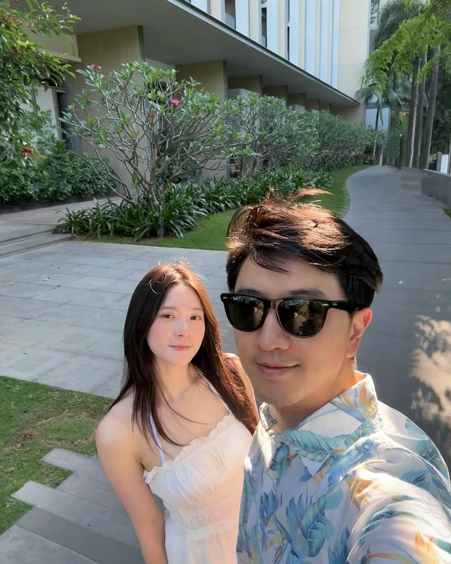 Vân Hạo Ảnh phản hồi về vụ việc hút shisha