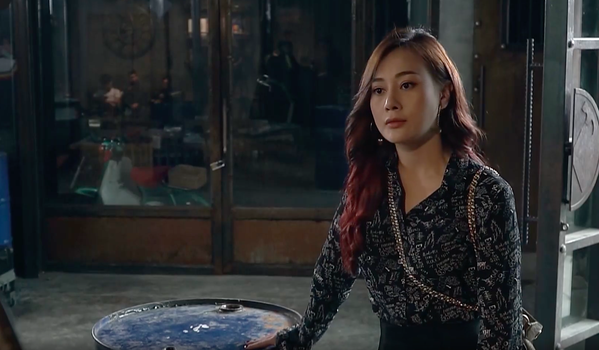 Phương Oanh phong cách sang trọng Lựa chọn số phận