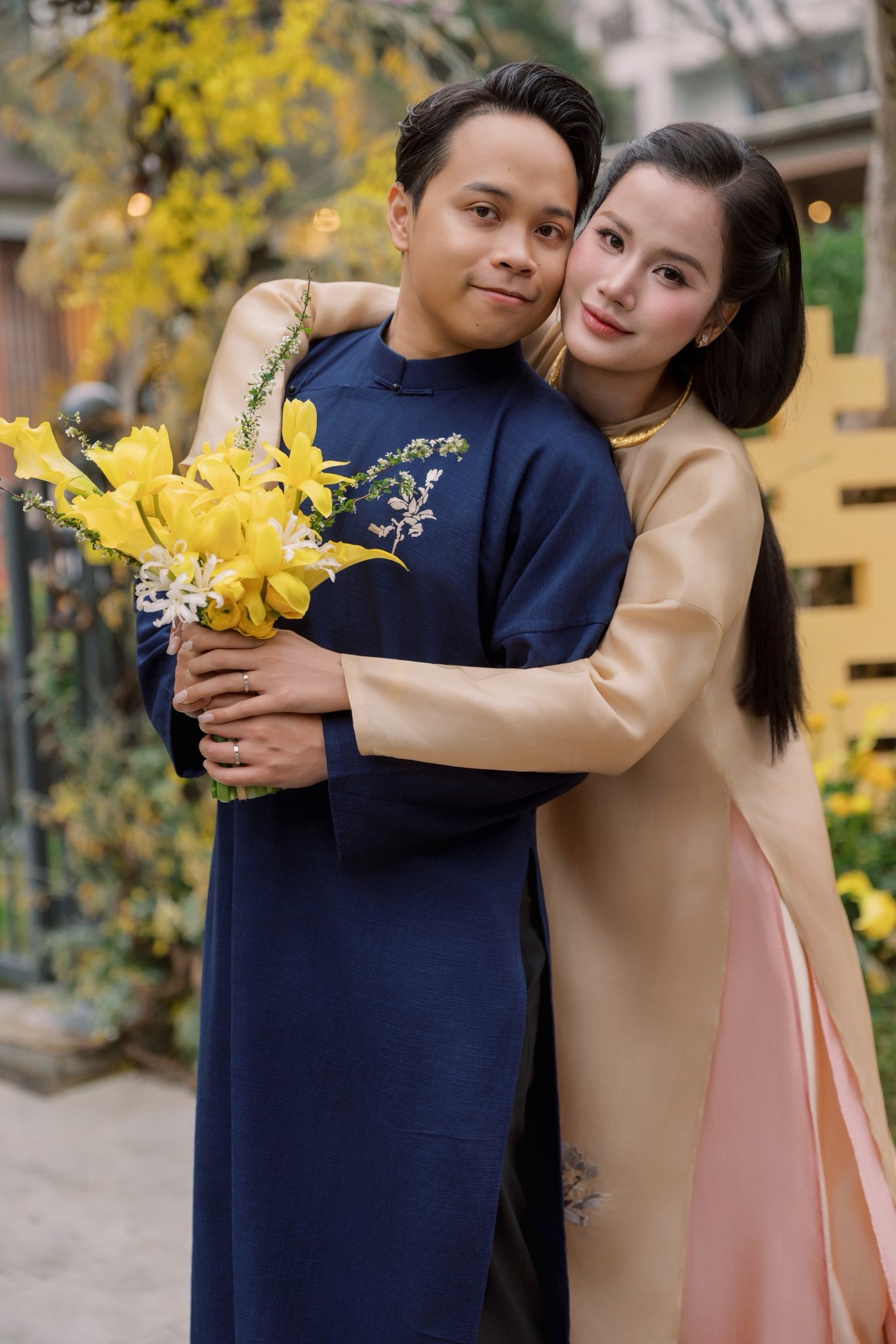 Hương Ly tổ chức lễ gia tiên ở nhà trai vào ngày 5/12 Lễ gia tiên truyền thống trước đám cưới của Hương Ly