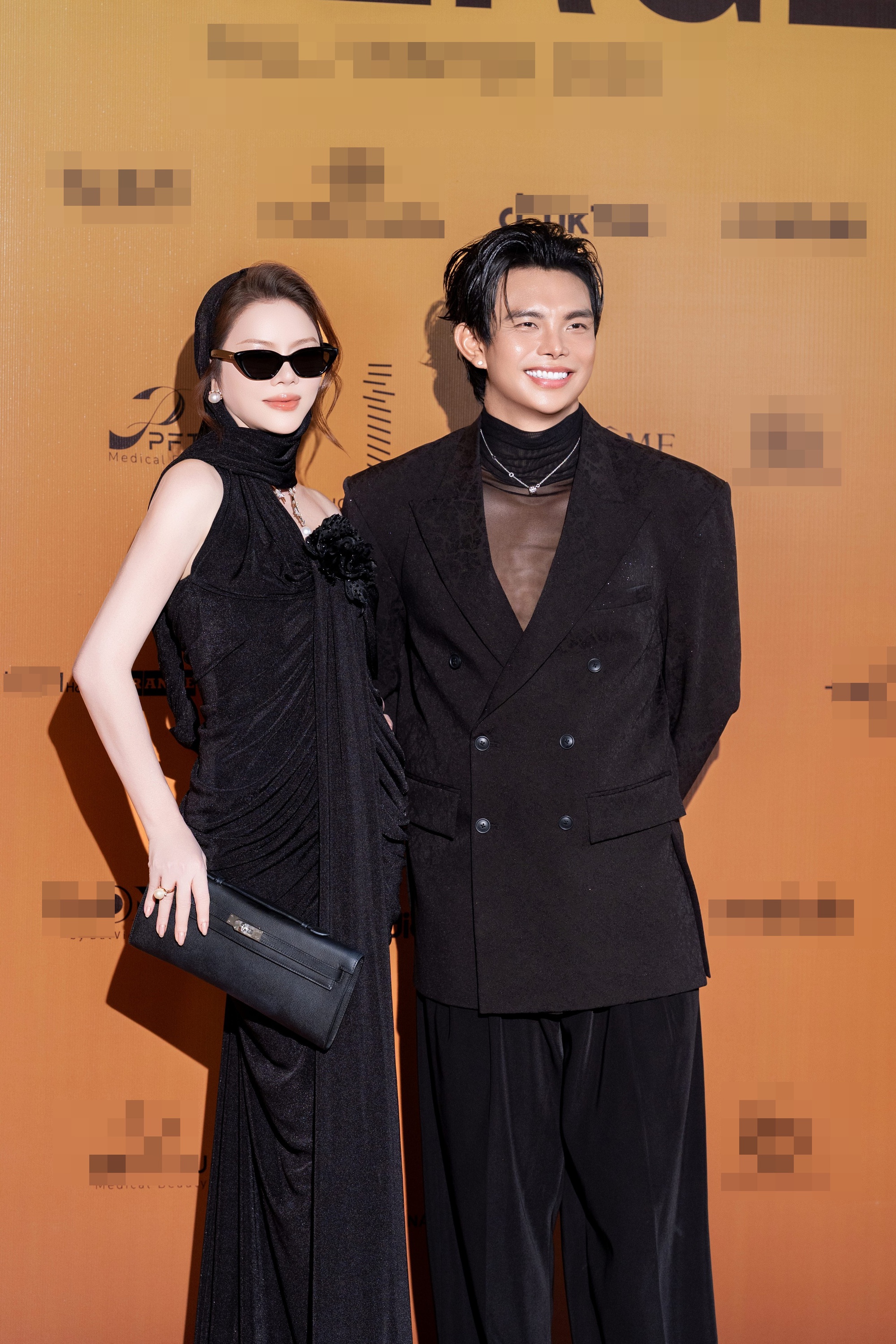 Lý Nhã Kỳ và nhà thiết kế Đỗ Long Lý Nhã Kỳ cùng NTK Đỗ Long